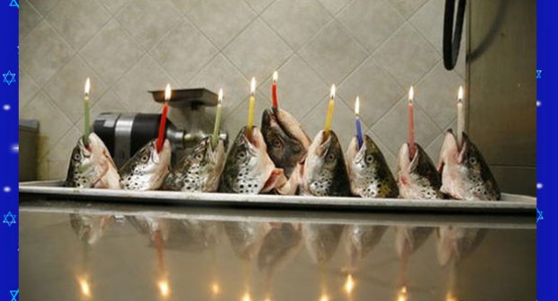 weird-menorah-fish-head