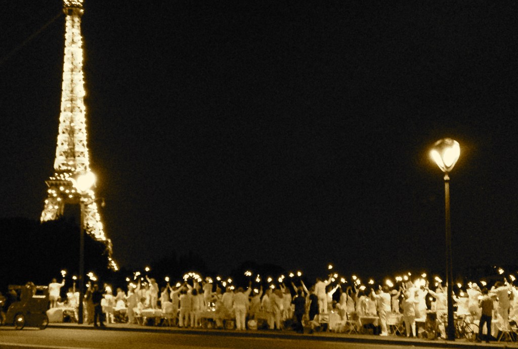 diîner-en-blanc-paris10.jpg