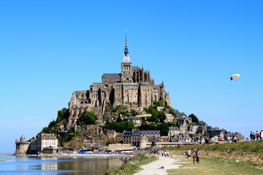 mont_saint_michel_france.jpg