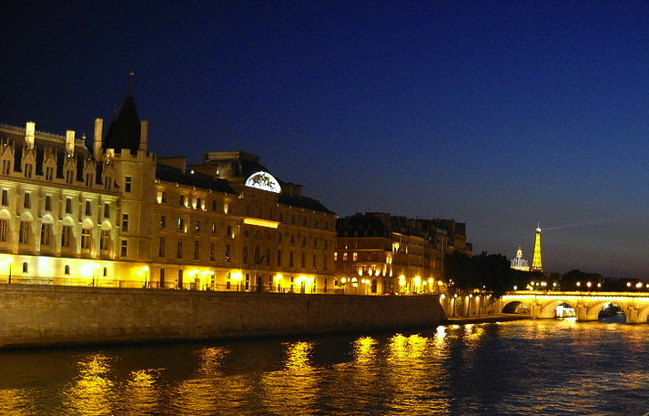 night_Paris_3.jpg