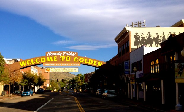 Golden_Colorado_Howdy.jpp