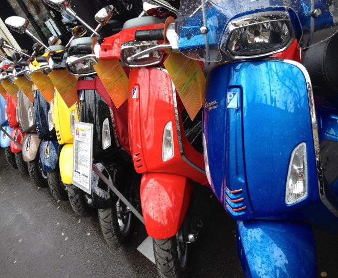 vespas_paris_2015.jpg
