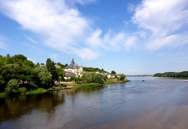 chinon_france_biking_velo.jpg